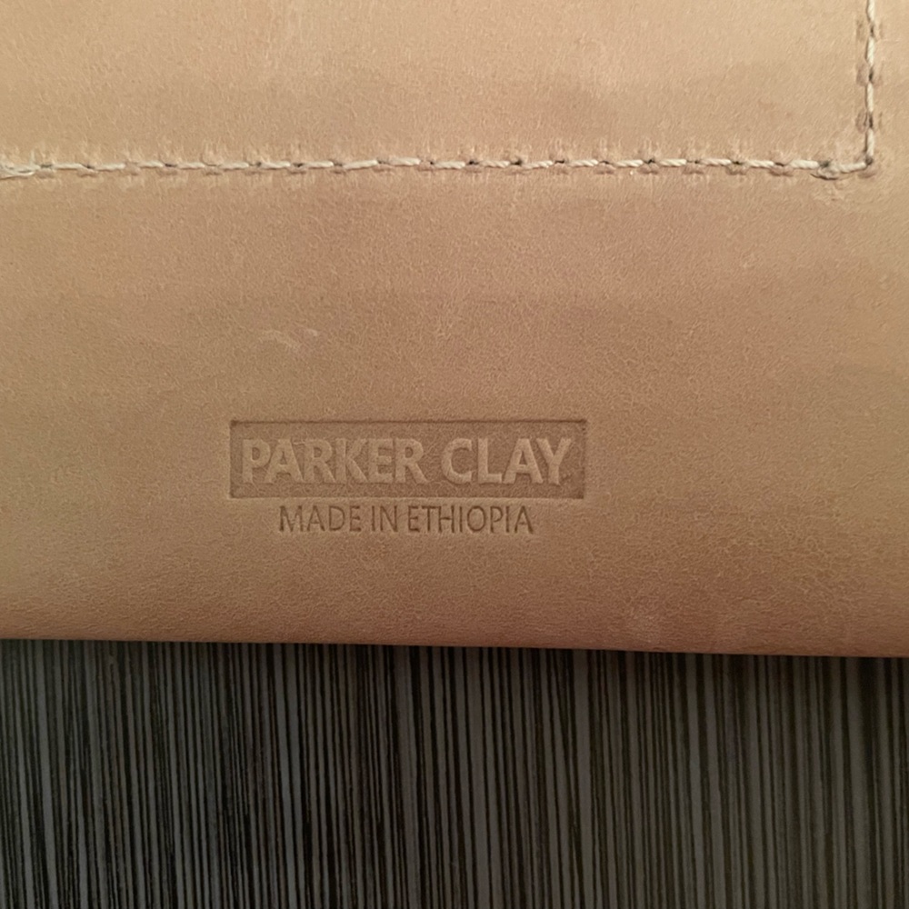 NWT - Parker Clay Abeba Leather Envelope